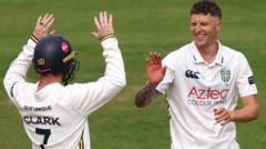 Key suggests Carse can return as England reveal contract list