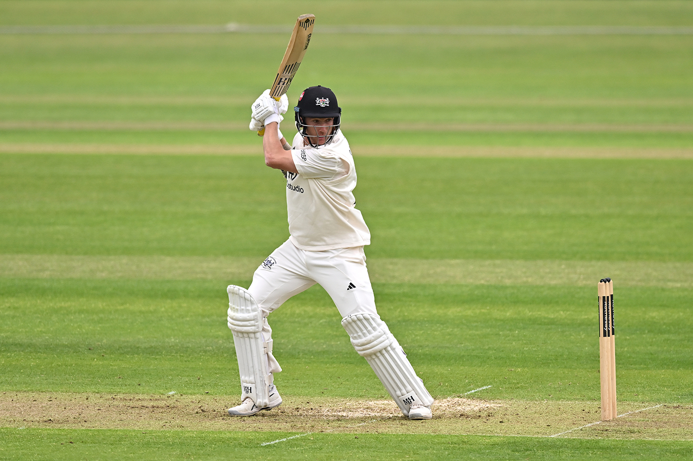 Matt Milnes keeps Gloucestershire in check